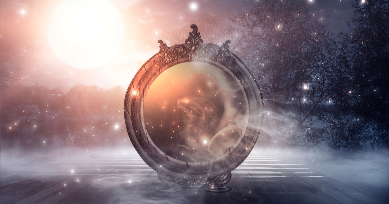 Mysterious mirror