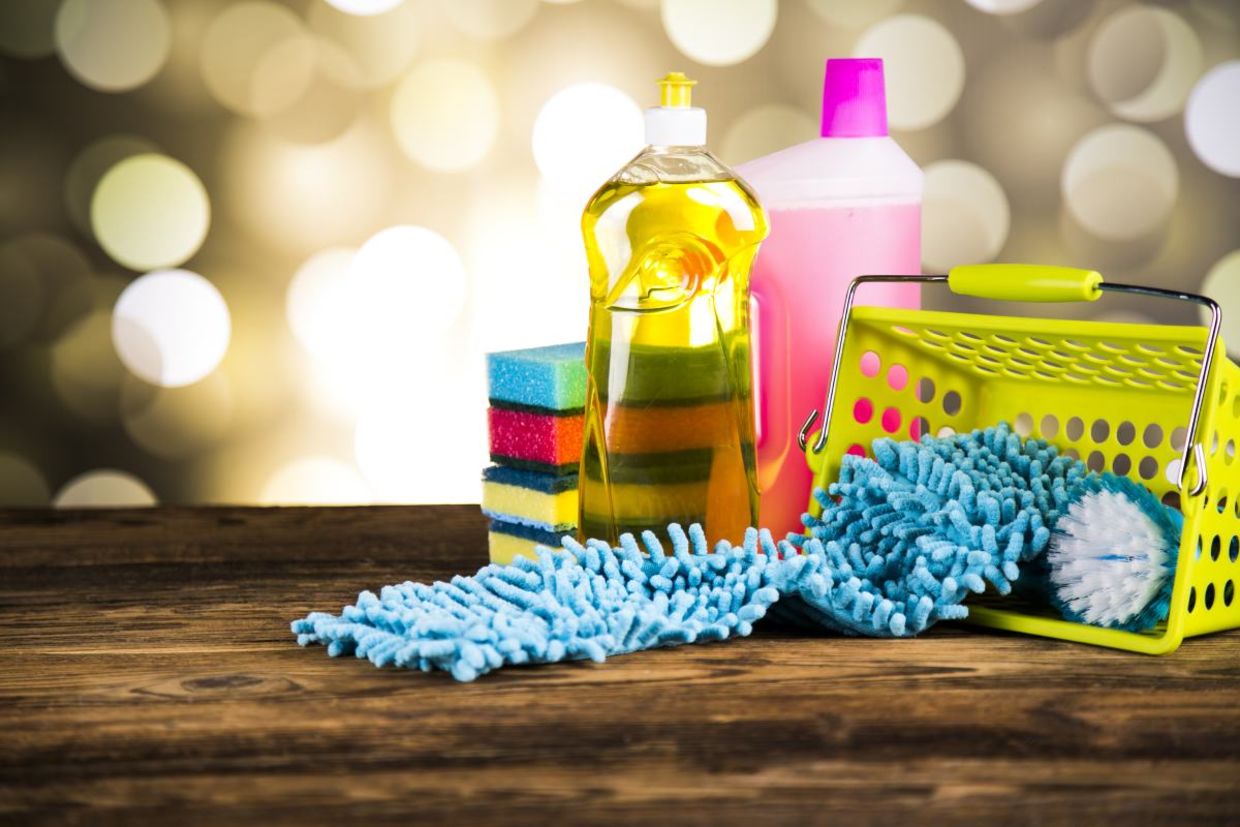 Cleaning supplies.
